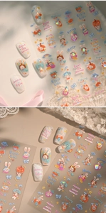 Détail d'autocollants laser pailletés de lapin avec cœurs et nuages pour le nail art