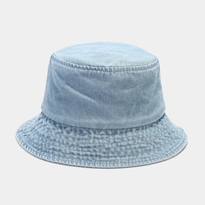 Klassischer hellblauer Denim Anglerhut mit breiter Krempe für Sonnenschutz und Freizeit
