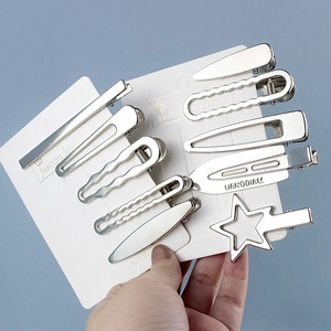 Pinces à Cheveux Métalliques Y2K pour Femmes Argent Électroplaqué Ajouré Étoile Cœur Vague Pinces Bec de Canard Accessoires Cheveux Fille Cool