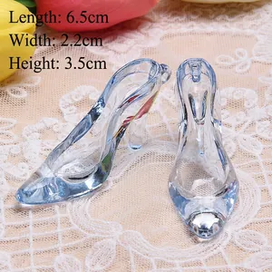 Detail showing translucent blue acrylic high heel pendant with precise dimensions 6.5x2.2x3.5cm