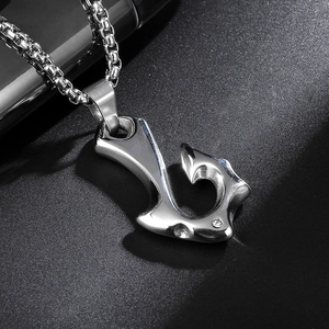Punk fishhook wolf tooth pendant necklace in silver stainless steel with sparkling diamond