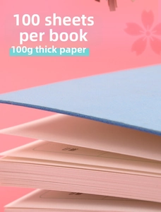Dettaglio della carta spessa da 100g e 100 fogli per libro per l'agenda fitness