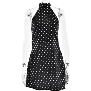 Robe moulante chic sans manches à pois noirs pour femmes avec un décolleté licou