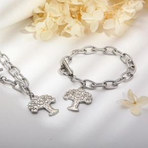 Vintage silver chunky chain jewelry set with heart tree of life pendant and T-bar clasp