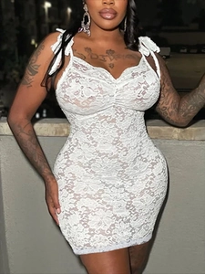 Robe Courte En Dentelle Blanche Moulante Bretelles À Nouer Florale Transparente Sexy Sans Manches Clubwear Pour Femmes
