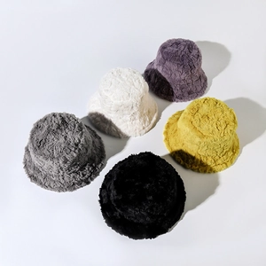 Bobs en fausse fourrure de lapin en cinq couleurs unies avec design épais pour l'hiver