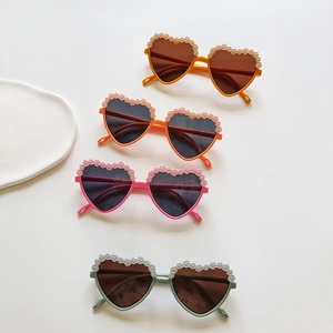 Heart Shaped Kids Sunglasses Flower Lace Decor Pc Frame Uv Protection Fashion Outdoor Eyewear For Girls