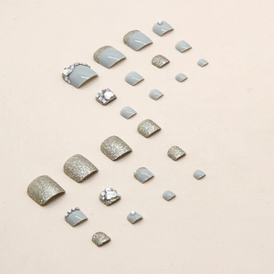 Glitzernde Champagner-Diamant-Zehennägel zum Aufkleben mit perlenartigen Akzenten