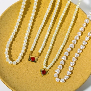 Stainless Steel Splicing Faux Artificial Pearl Necklace Gold Plated OT Buckle Paperclip Chain Heart Pendant Jewelry For Women