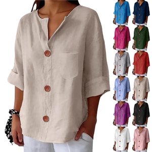 Camicia in cotone e lino con scollo a V, bottoni vintage e 13 opzioni di colore diverse