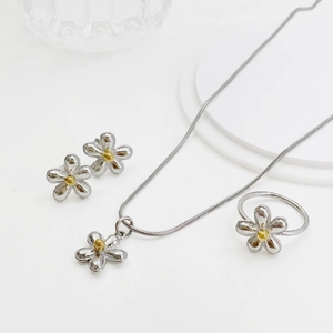Daisy Flower Necklace Stud Earrings Ring Titanium Steel Silver Gold Plated Elegant Sweet Floral Accessories For Women