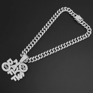 Hip-Hop Silberkette Cuban Link mit PAY ME Anhänger und glitzernden Strasssteinen