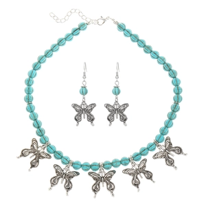 Vintage-Schmuckset mit Türkiskette und Schmetterlingsohrringen in antikem Silberstil
