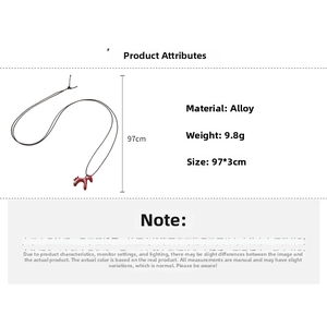 Spécifications de produit du collier pendentif petit cheval rouge en alliage léger