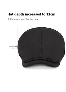 Detail showing the 12cm deep cap depth and breathable quick-dry fabric on the black beret