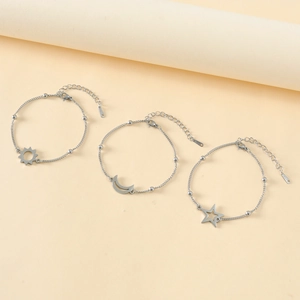 Ensemble de trois bracelets en acier inoxydable avec charmes soleil, lune et étoile argent