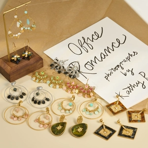 Artistic resin earrings with gold plating and natural stones in French vintage style