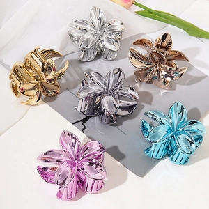 Lot de pinces à cheveux fleur de frangipanier en métal galvanisé en six couleurs