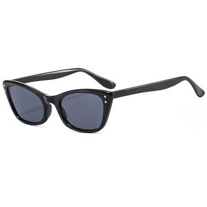 Lunettes de soleil œil-de-chat noires brillantes avec rivets argentés pour hommes et femmes