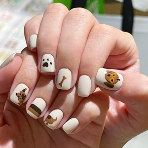 Press On Nails Cartoon Hund Muster Kurz Quadratisch Künstliche Nägel Süßer Stil DIY Maniküre Für Frauen
