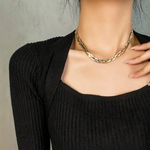 Three-tone braided titanium steel necklace for women in gold silver and black finishes