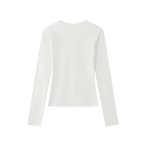 Vue arrière détaillée d'un t-shirt thermique blanc à manches longues et coupe ajustée
