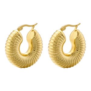 French vintage style gold plated croissant hoop earrings with spiral texture for women