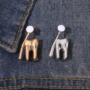 Tooth And Dental Mirror Brooch Creative Metal Alloy Pin Jewelry For Dentists Nurses Medical Students Fashion Accessory