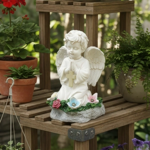 Estatua de ángel rezando de resina solar con flores para jardín y decoración exterior