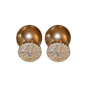 Vergoldete Perlenohrringe mit Zirkonia-Kristallen im eleganten französischen Stil Design