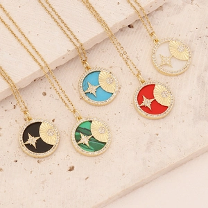 Copper Micro Pave Zircon Round Moon Star Pendant Necklace Celestial Shell Medallion Gold Plated Jewelry Women