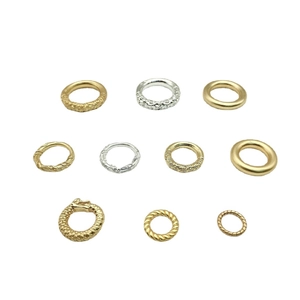 Vari anelli per gioielli in oro e argento per parti di connettori per bracciali fai-da-te