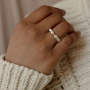 Bague Perlée en Acier Inoxydable 316L pour Femme Style Vintage Français Bague Künstliche Perle d'Imitation Ovale avec Künstliche Perle Dorée Bijoux