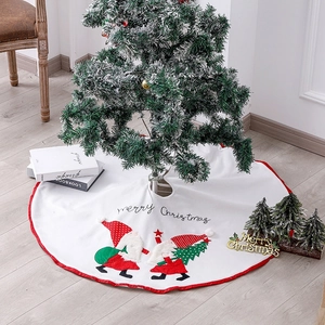 Christmas Tree Skirt White Red Flannel Gnome Pattern Merry Christmas Embroidery Holiday Party Decor Round Base Mat