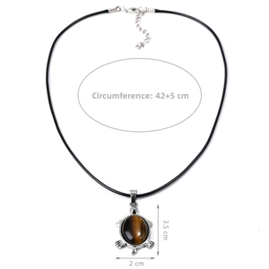 Dimensions du collier tortue avec pierre œil de tigre et cordon noir tressé