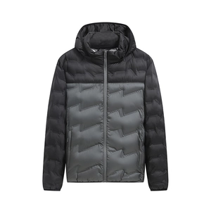 Herren Kapuzenjacke im schwarz-grauen Colorblock mit einzigartigem Wellensteppmuster