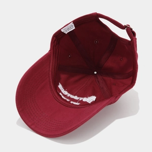 Burgundy cotton baseball cap with LOVE STORY embroidery and adjustable metal buckle back