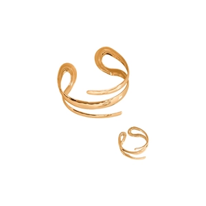 Set minimalista con bracciale a polsino e anello aperto geometrico oro rosa