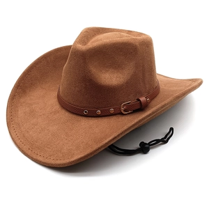Cappello da cowboy marrone in finta pelle scamosciata con fascia borchiata e sottogola