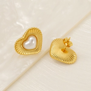 Elegant 18K gold plated stainless steel heart pearl stud earrings for women
