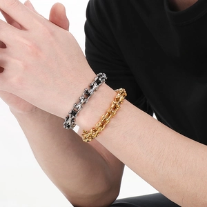Punk style stainless steel skull bone link bracelet in silver and gold for men