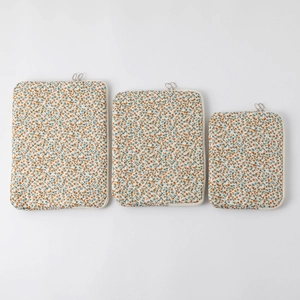 Lot de trois pochettes matelassées à fleurs en coton pour ordinateur et tablette