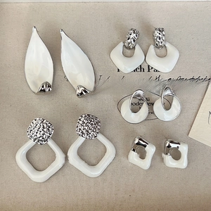 Geometric White Enamel Stud Earrings Minimalist Alloy Jewelry With Silver Earring Post For Women Fashion Accessories