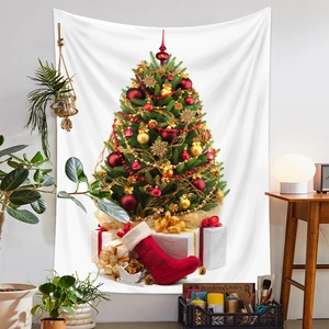 Dettaglio dell'arazzo murale albero di Natale con decorazioni rosse e nastri dorati