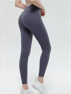 Rückansicht der High-Waist-Yoga-Leggings in Dunkelgrau-Violett mit Hebe-Effekt