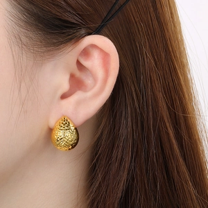 Minimalist 18k gold plated stainless steel teardrop earrings with hammered texture