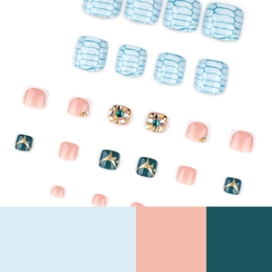 Mix of 24pcs crackle pattern press-on toenails with rhinestones and gold geometric lines