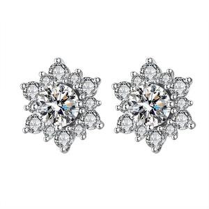 Macro view of snowflake moissanite earrings in S925 sterling silver with sparkling zircons