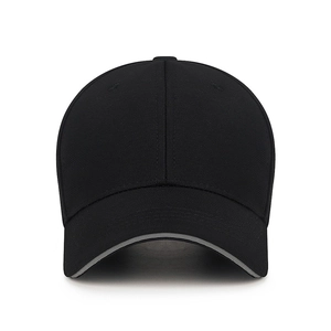 Casquette de baseball noire classique avec bande réfléchissante et visière incurvée
