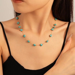 Collier Vintage Cœur Turquoise Cuivre Plaqué Or Chaîne Clavicule Pour Femmes Bijoux Pierre Bleue Élégants Simple Niche